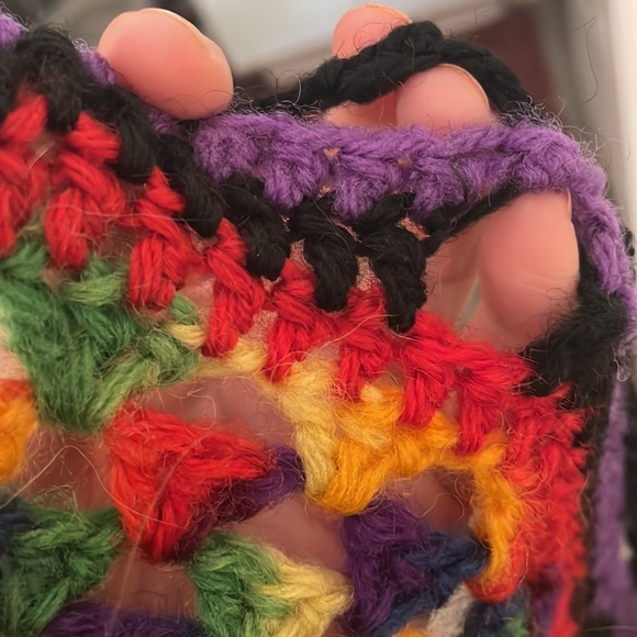 Vintage granny square shawl - Picture 3 of 4